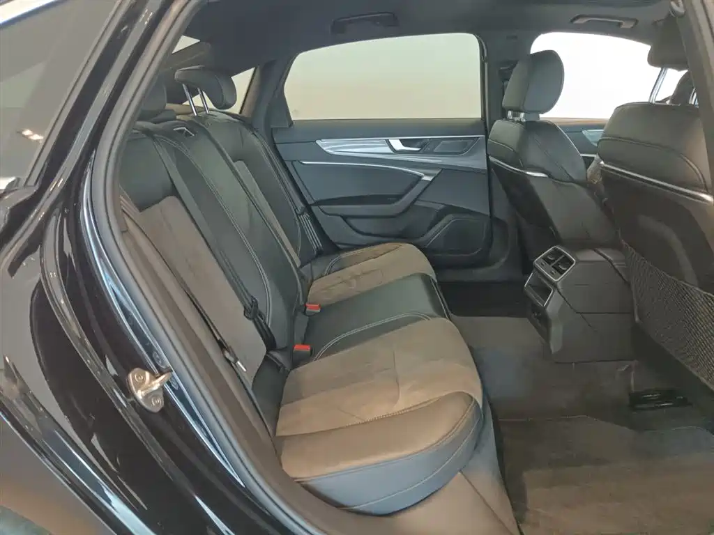 Audi A6L 2022 40 TFSI luxury and dynamic model купить на сайте DeffCars
