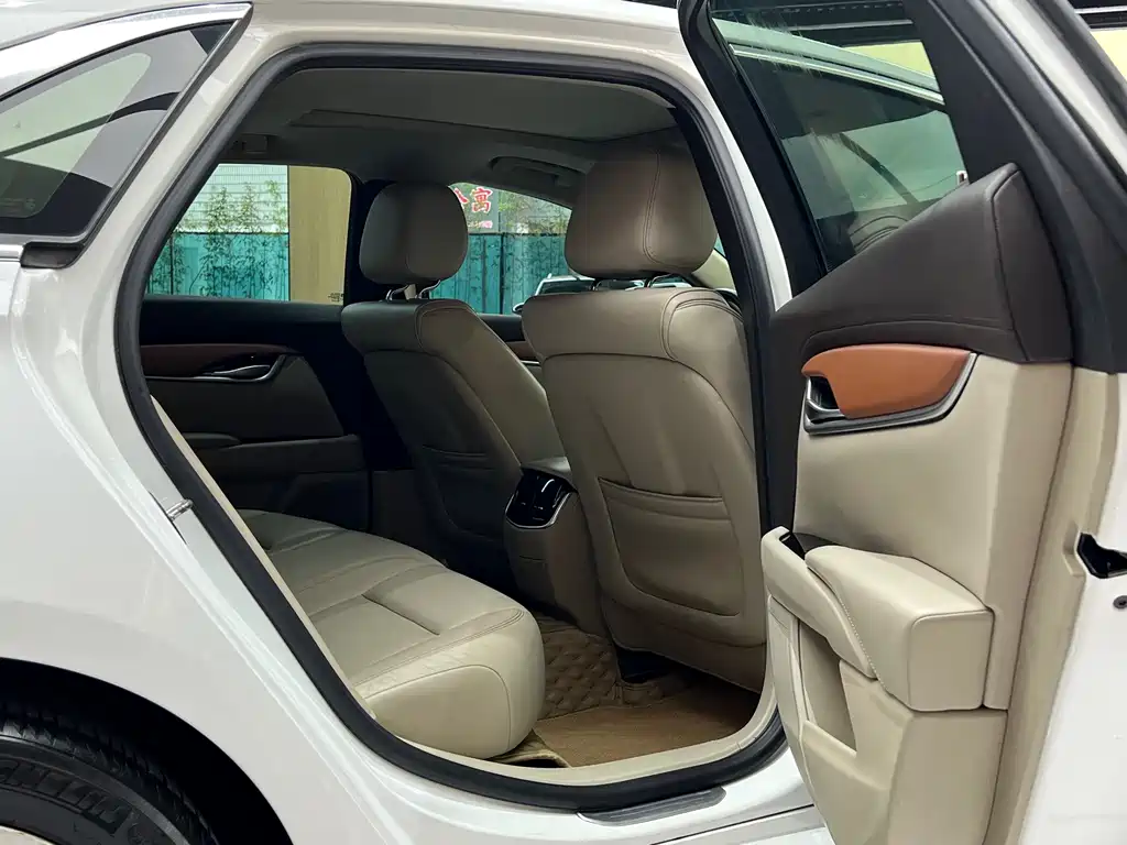 Cadillac XTS 2016 28T luxury model купить на сайте DeffCars