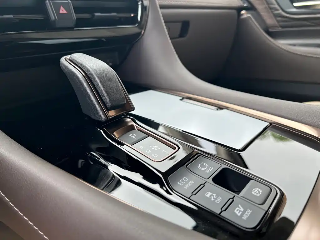 Alfa 2024 Dual Engine 2.5L Premium Edition купить на сайте DeffCars