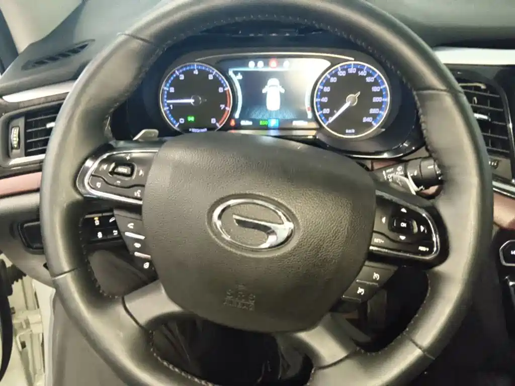 Trumpchi GS8 2019 390T 2WD Deluxe Wisdom Connected Edition (Seven Seater) купить на сайте DeffCars