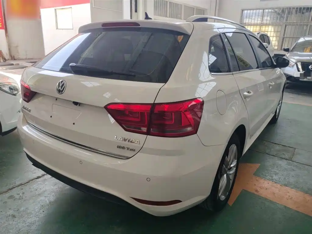Langxing 2017 180TSI DSG Comfort Edition купить на сайте DeffCars
