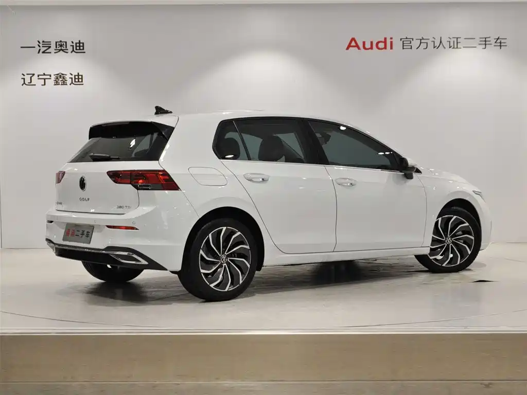 Golf 2023 facelift 280TSI DSG Pro купить на сайте DeffCars