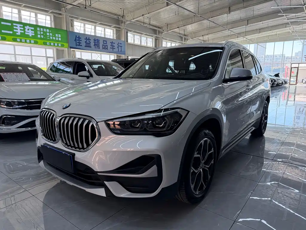 BMW X1 2022 sDrive20Li Fashion Model купить на сайте DeffCars