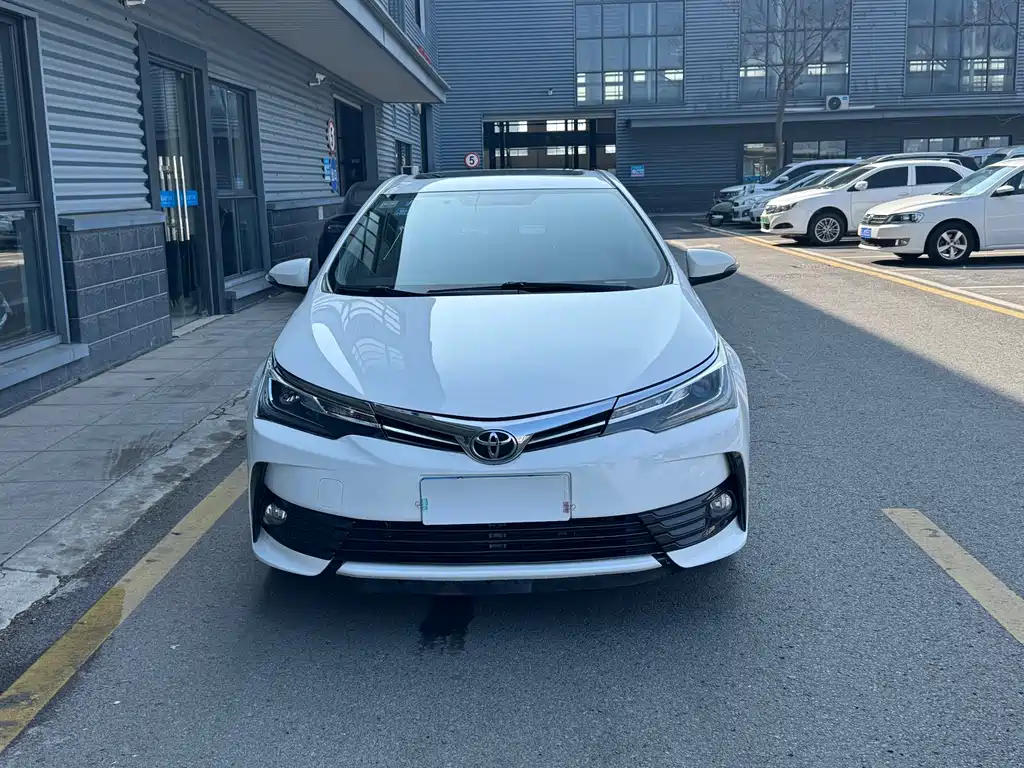 Corolla 2018 1.2T S-CVT GL-i Smart Edition купить на сайте DeffCars