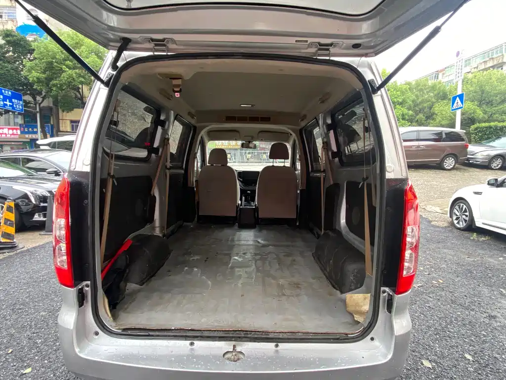 Hongguang V 2021 1.5L Jinxiang Edition LAR купить на сайте DeffCars