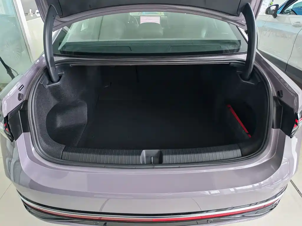 Passat 2025 Pro 380TSI Dragon Edition купить на сайте DeffCars