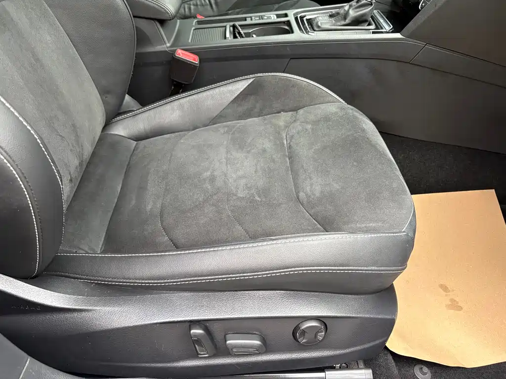 FAW-Volkswagen CC 2019 330TSI Huayan Edition National VI купить на сайте DeffCars