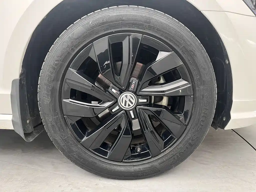 Lingdu 2021 280TSI DSG Deluxe Phantom Edition купить на сайте DeffCars