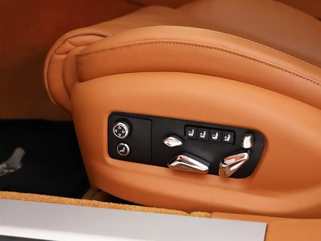 Flying Spur 2022 4.0T V8 Standard Edition купить на сайте DeffCars