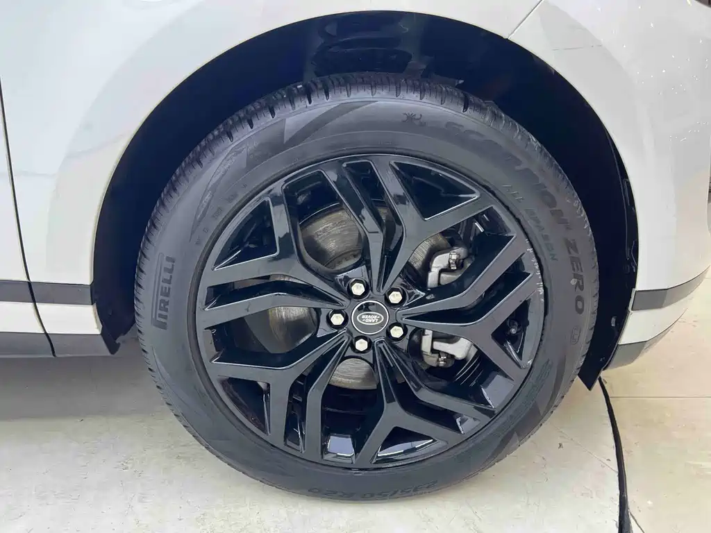 Range Rover Evoque 2023 Evoque L 249PS Deluxe Edition купить на сайте DeffCars