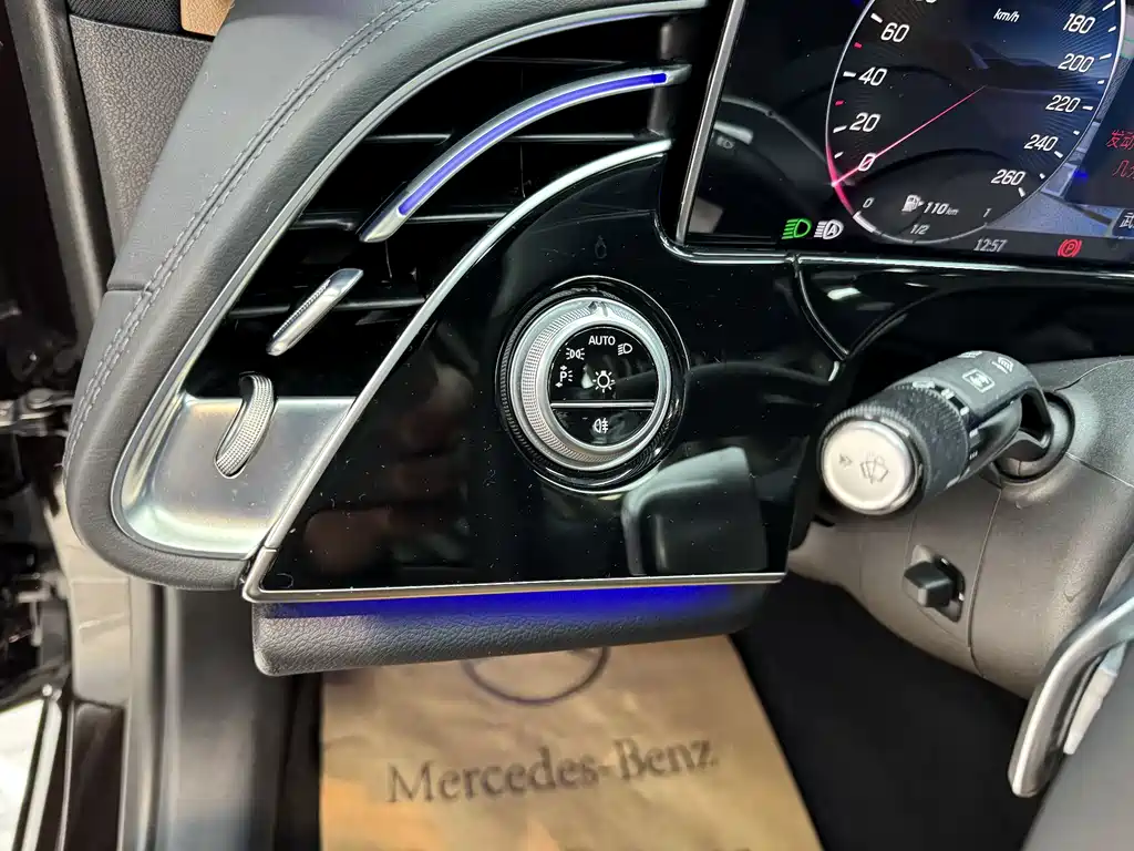 Mercedes-Benz E-Class 2024 E 300 L Luxury Model купить на сайте DeffCars