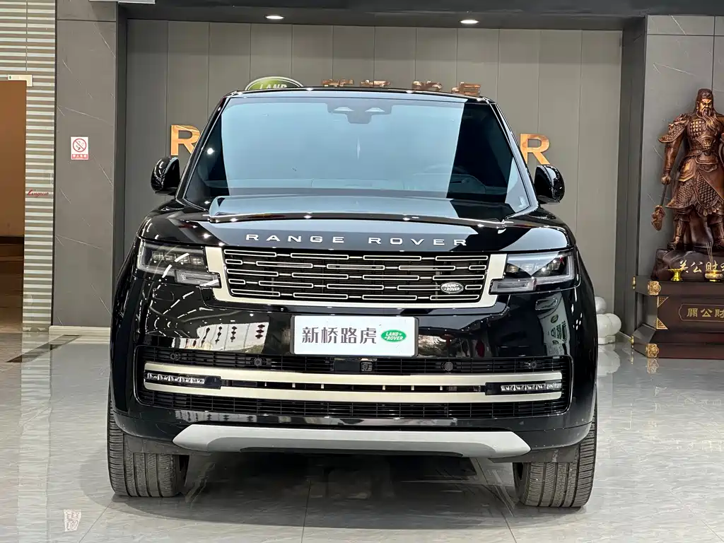 Range Rover 2024 3.0 L6 400PS Extended Edition купить на сайте DeffCars