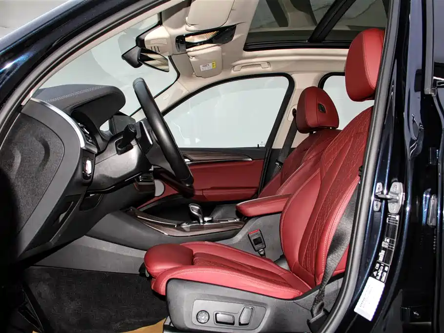 BMW X3 2023 Facelift xDrive30i Leading M Night Package купить на сайте DeffCars