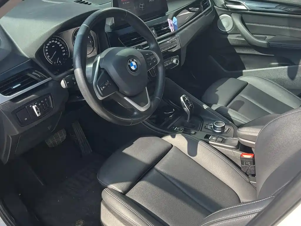 BMW X1 2021 facelift sDrive20Li fashionable model купить на сайте DeffCars