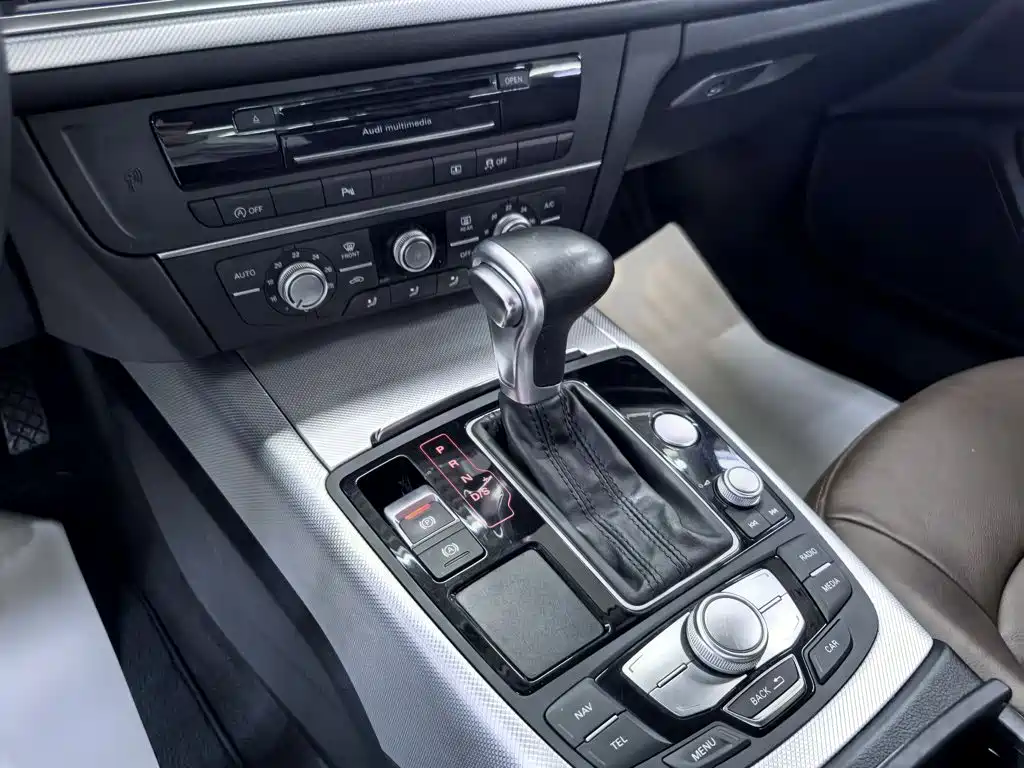 Audi A6L 2014 30 FSI Technology купить на сайте DeffCars