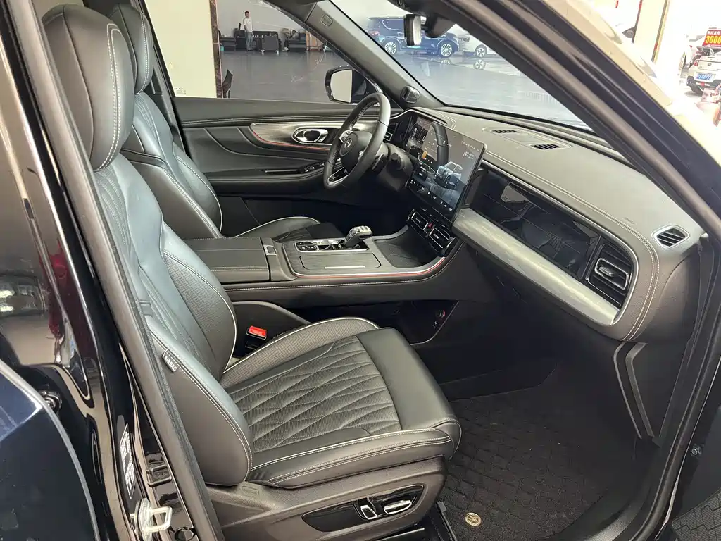 Trumpchi GS8 2022 Pilot Series 2.0TGDI 2WD Luxury Connected Edition (seven seats) купить на сайте DeffCars