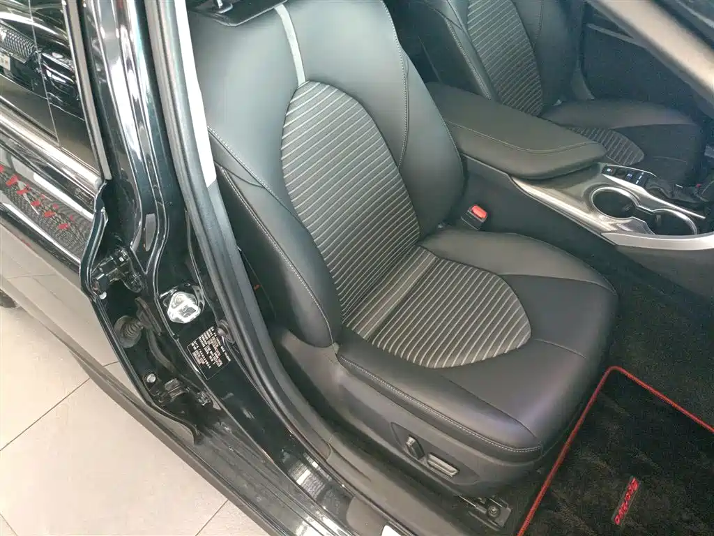 Camry 2022 2.5S Knight Edition купить на сайте DeffCars