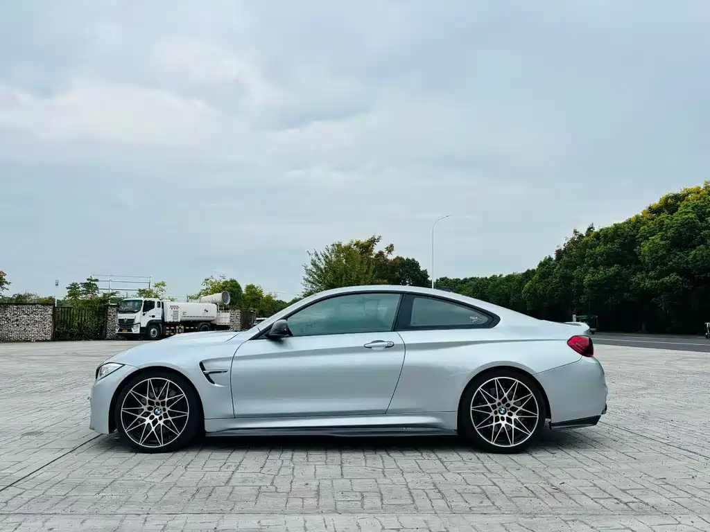 BMW M4 2014 M4 Coupe купить на сайте DeffCars