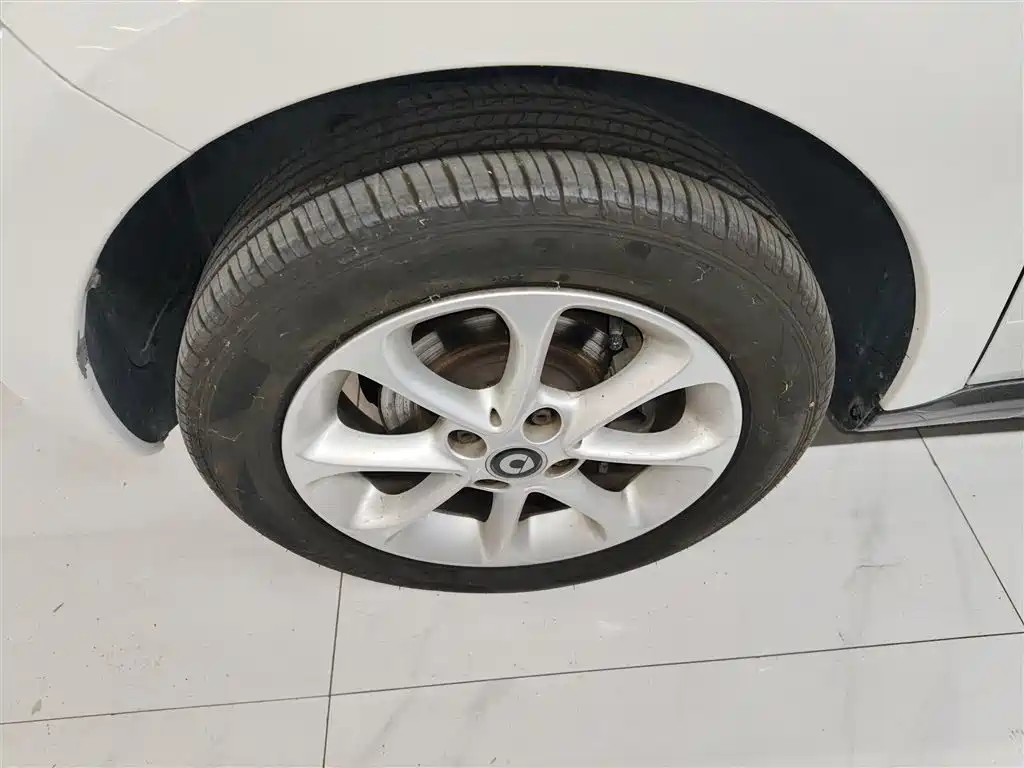 smart forfour 2018 1.0L 52kW smart version купить на сайте DeffCars