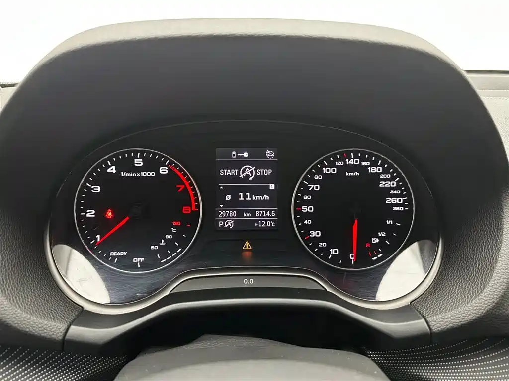 Audi Q2L 2022 35 TFSI Enterprising and Elegant Model купить на сайте DeffCars