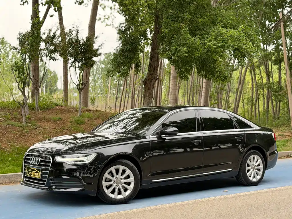 Audi A6L 2014 30 FSI Comfort купить на сайте DeffCars