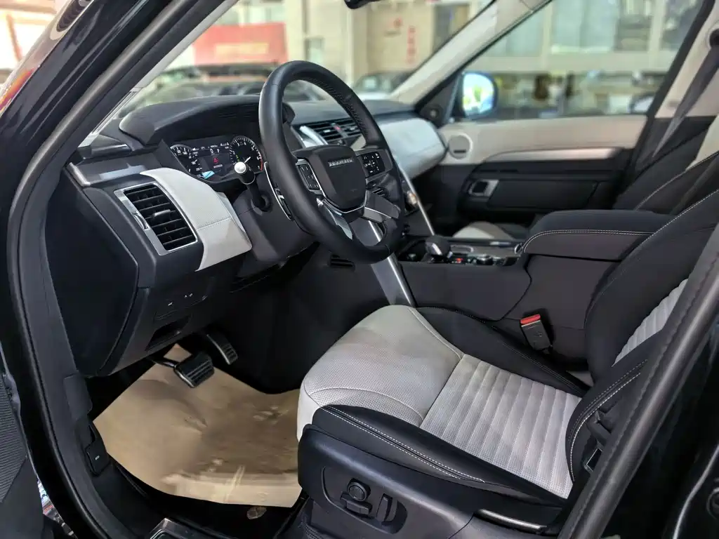 Discover the 2023 360PS R-Dynamic S купить на сайте DeffCars