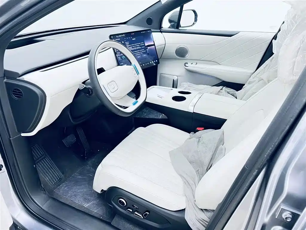 Changan Qiyuan E07 2025 pure electric four-wheel drive 90kWh Dacheng version купить на сайте DeffCars