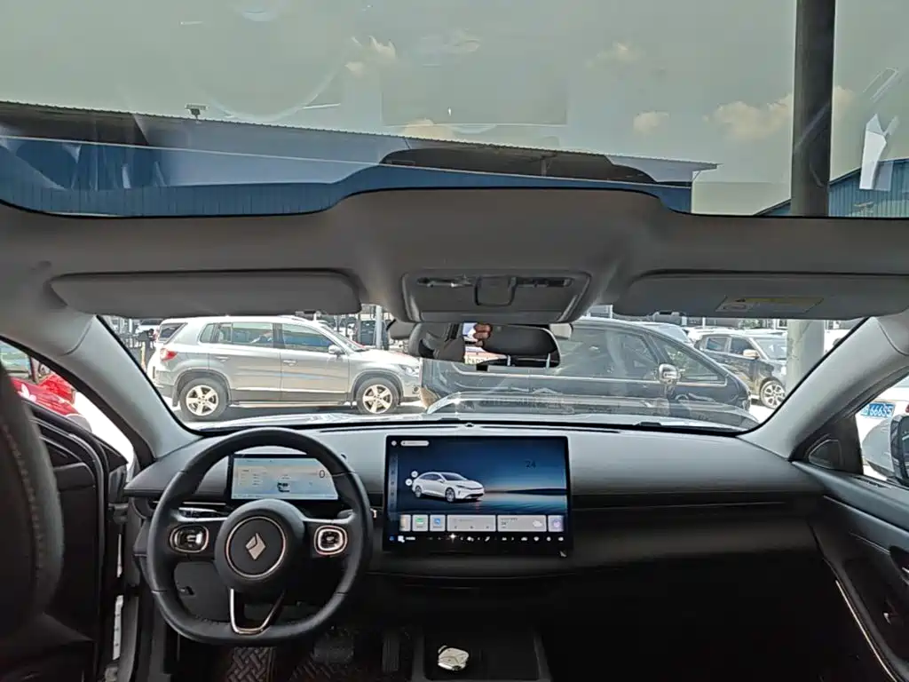 Baojun Xiangjing 2025 plug-in hybrid 140km luxury version купить на сайте DeffCars
