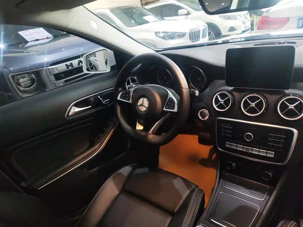 Mercedes-Benz GLA 2019 GLA 200 Fashion Model купить на сайте DeffCars