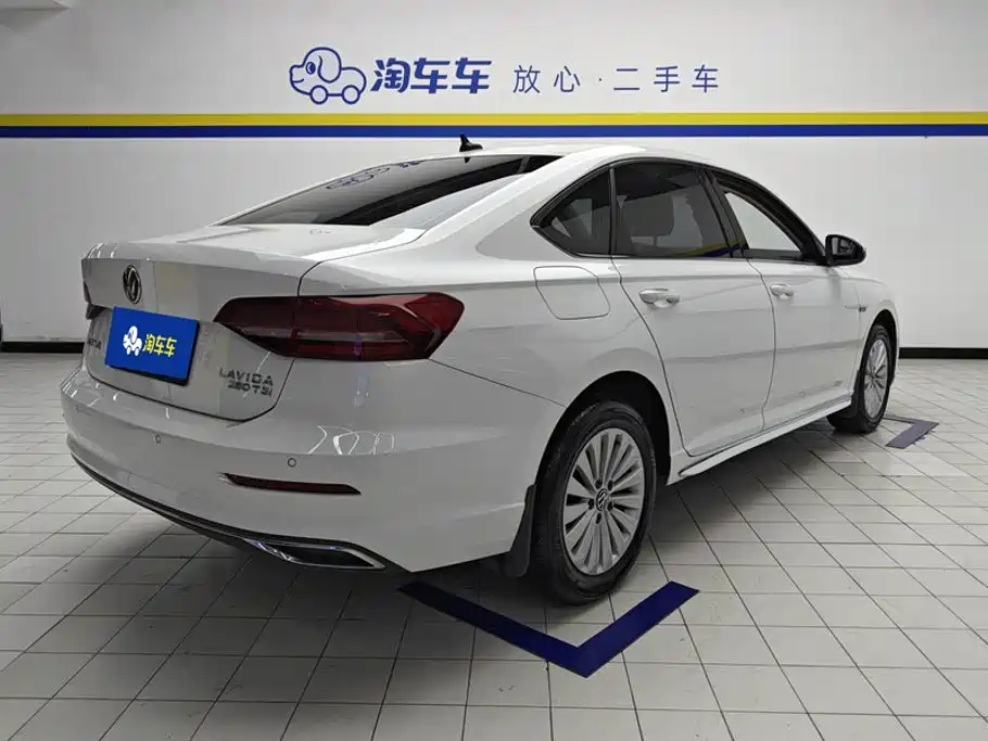 Lavida 2021 1.5L automatic vision version купить на сайте DeffCars