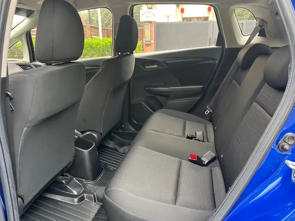 Fit 2018 1.5L manual comfort version купить на сайте DeffCars
