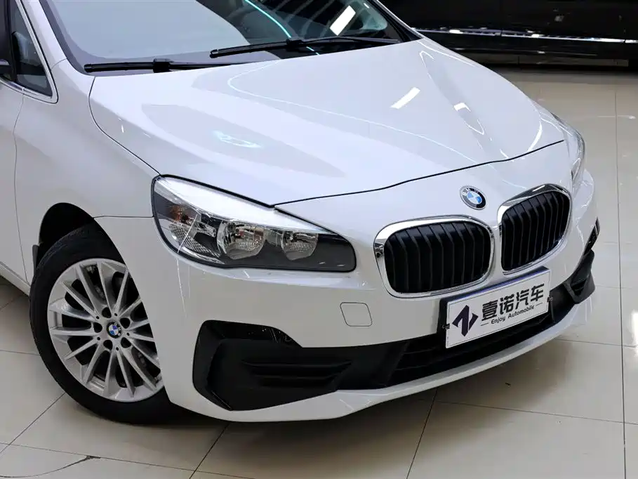 BMW 2 Series Multipurpose Station Wagon 2019 220i Leading Model купить на сайте DeffCars