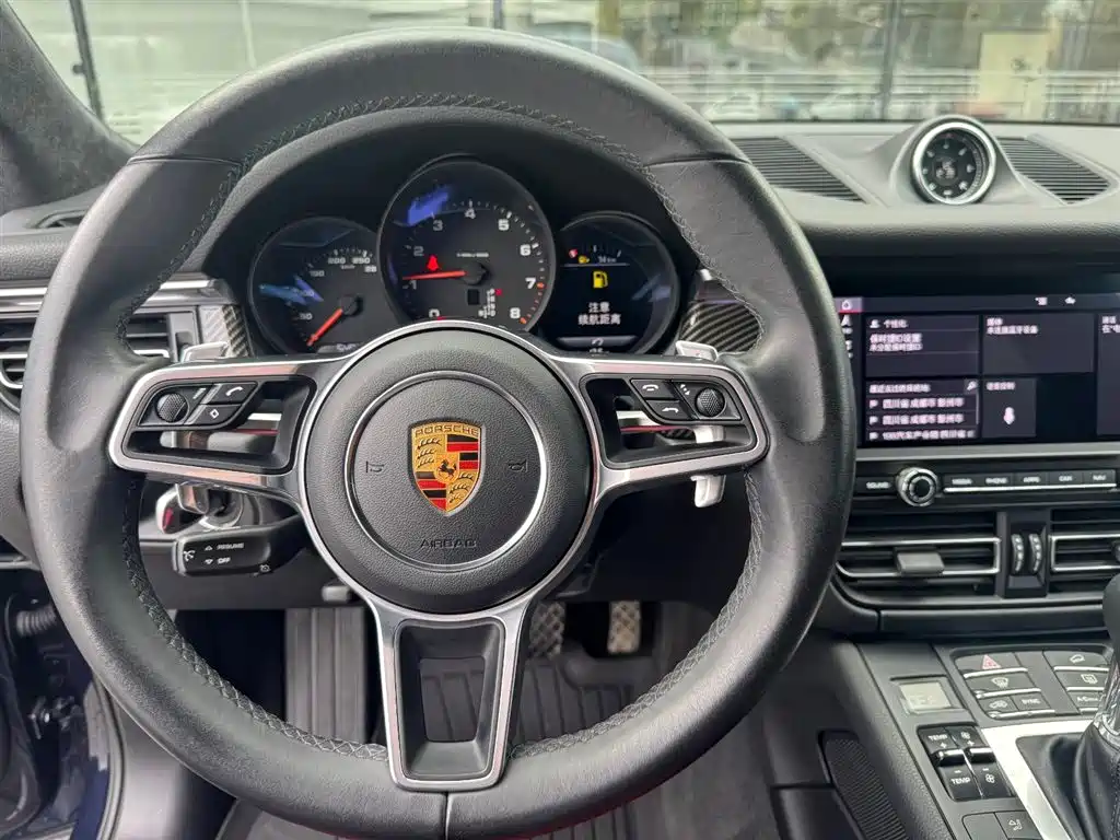Macan 2020 Macan 2.0T купить на сайте DeffCars