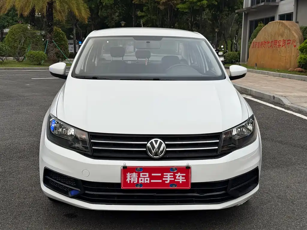 Santana 2016 1.6L automatic fashion version купить на сайте DeffCars