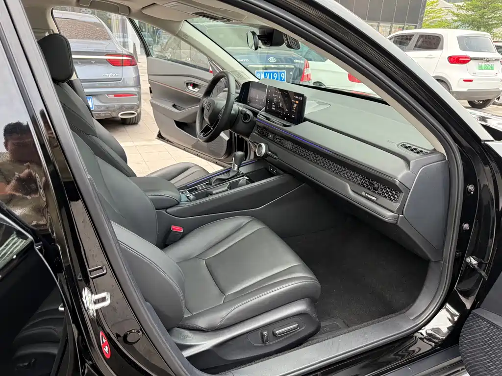 Accord 2023 260TURBO Smart Edition купить на сайте DeffCars