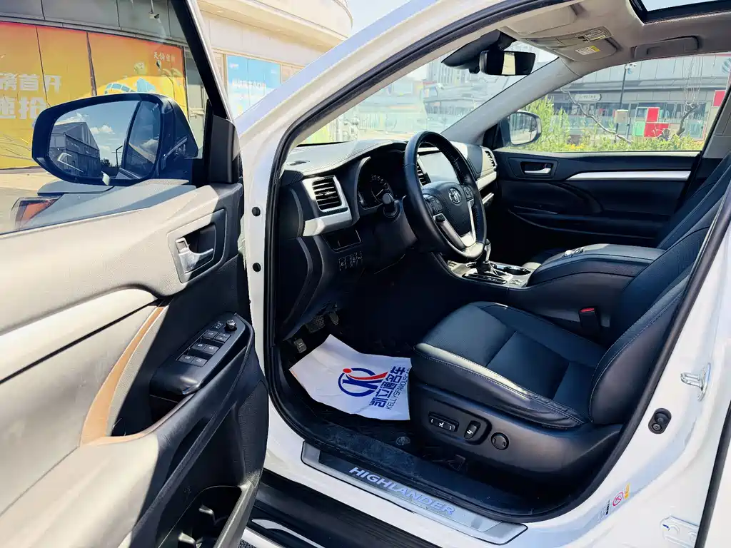 Highlander 2021 2.0T four-wheel drive luxury version 7 seats купить на сайте DeffCars