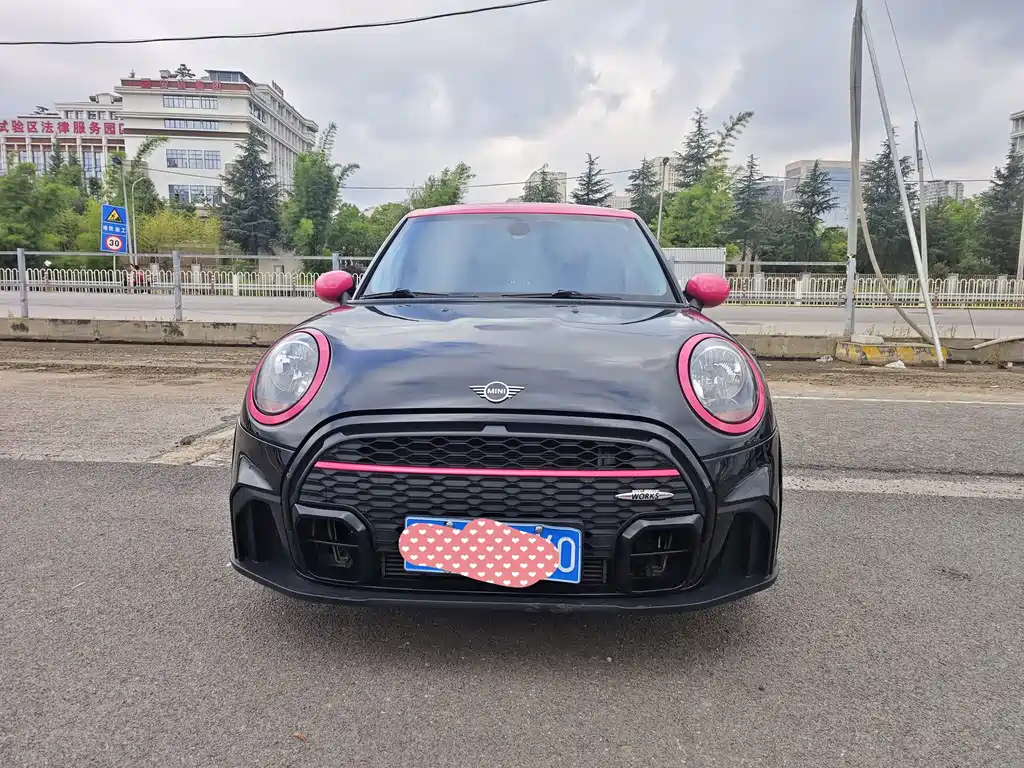 MINI 2018 1.5T ONE PLUS five-door version купить на сайте DeffCars