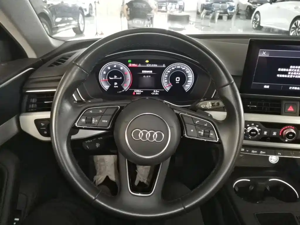 Audi A4L 2024 40 TFSI Fashionable and Dynamic купить на сайте DeffCars