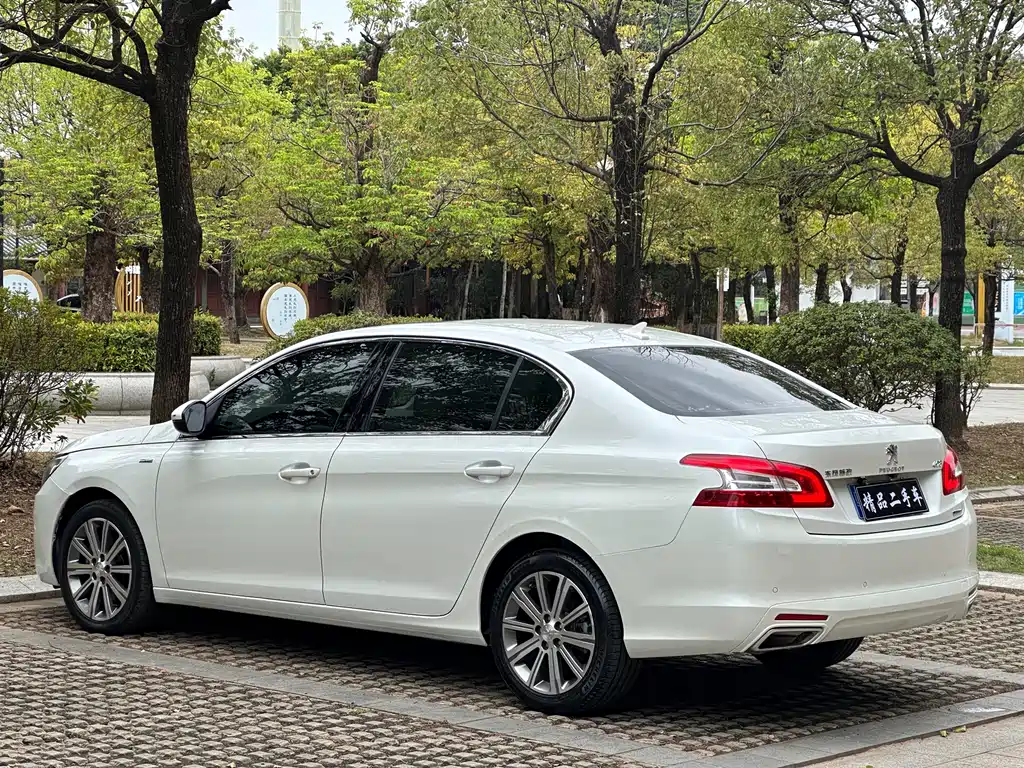 Peugeot 408 2016 1.6T automatic luxury version купить на сайте DeffCars