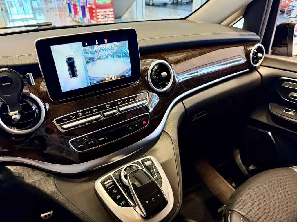 Mercedes-Benz V-Class 2018 V 260 Premium Edition National VI купить на сайте DeffCars