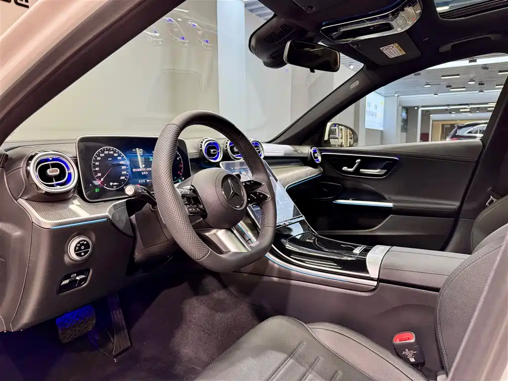 Mercedes-Benz C-Class 2025 facelift C 260 L sports version купить на сайте DeffCars