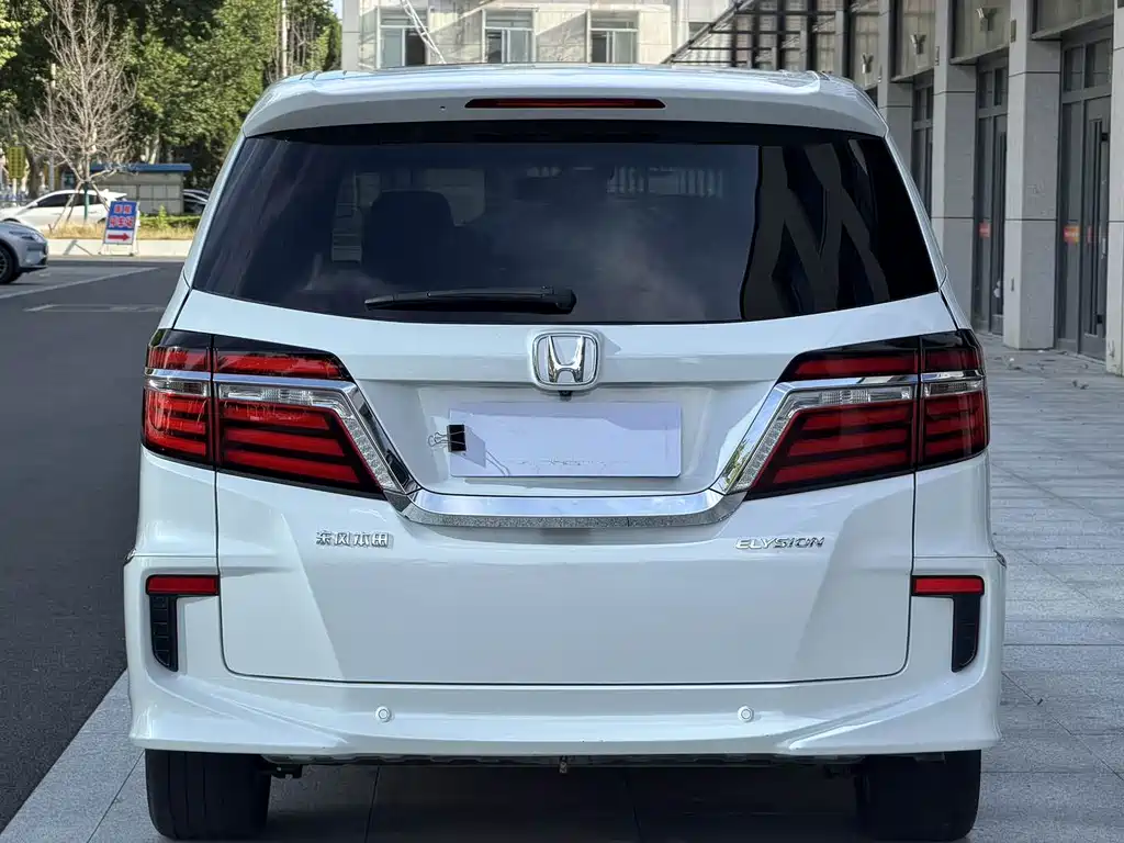 Alison 2016 2.4L Deluxe Edition купить на сайте DeffCars