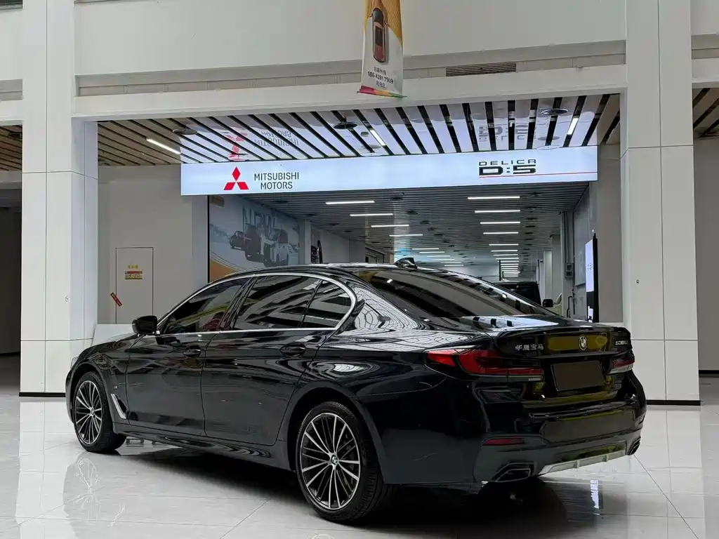 BMW 5 Series 2023 facelift 530Li leading M sports package купить на сайте DeffCars