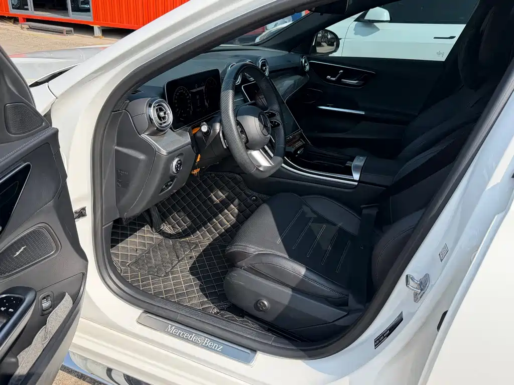 Mercedes-Benz C-Class 2023 facelift C 260 L sports version купить на сайте DeffCars