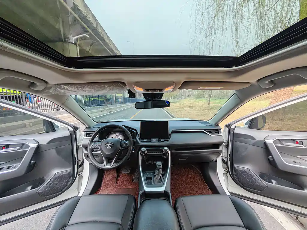 Wilanda 2021 2.0L CVT two-wheel drive luxury version купить на сайте DeffCars