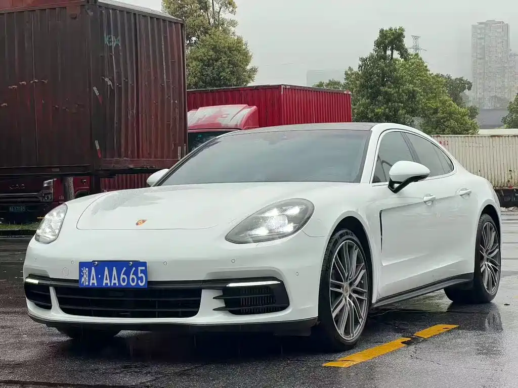 Panamera 2019 Panamera 2.9T купить на сайте DeffCars