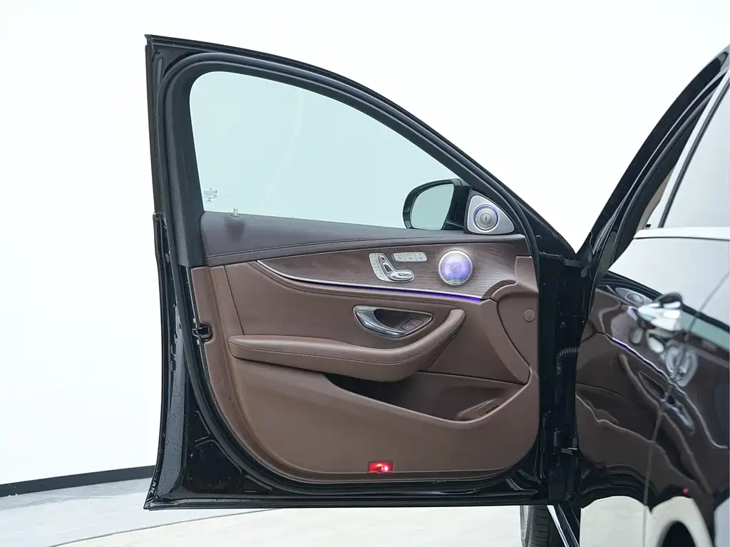 Mercedes-Benz E-Class 2020 E 300 L Luxury Model купить на сайте DeffCars