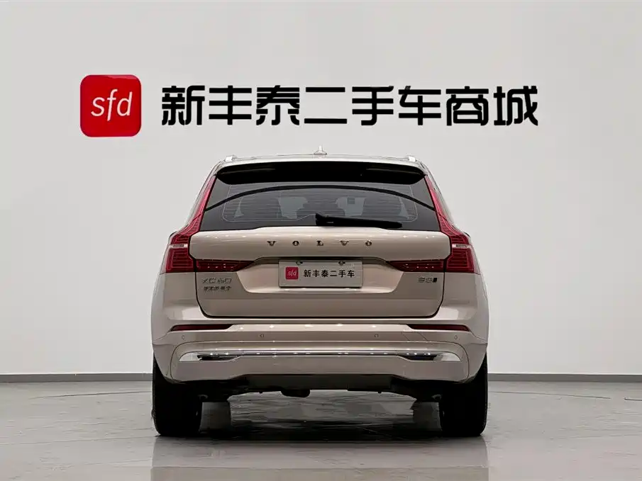 Volvo XC60 2025 B5 four-wheel drive Zhiyuan luxury version купить на сайте DeffCars