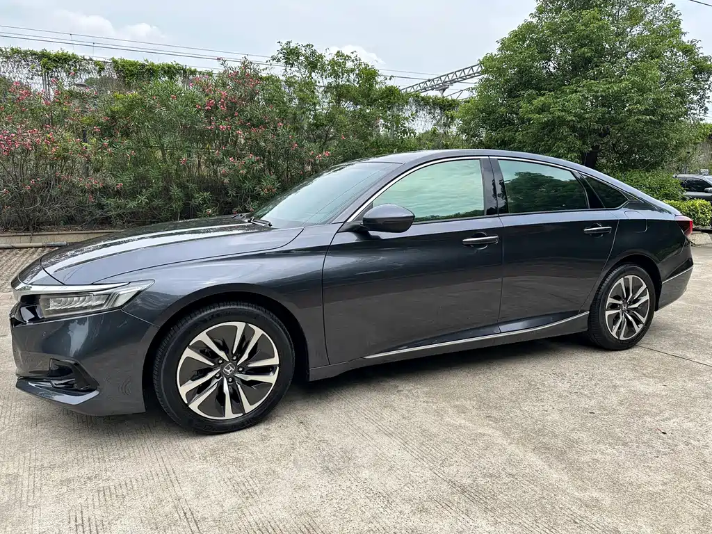 Accord 2022 Sharp Hybrid 2.0L Sharp Collar Edition купить на сайте DeffCars