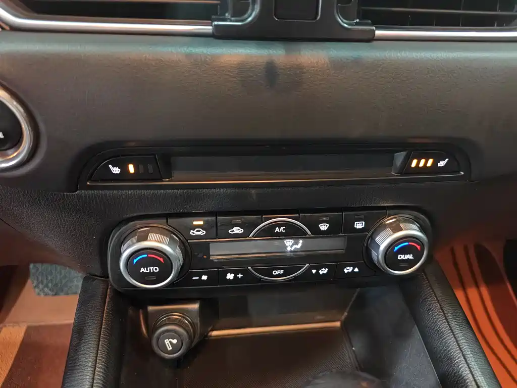 Mazda CX-5 2020 2.0L automatic two-wheel drive smart model купить на сайте DeffCars
